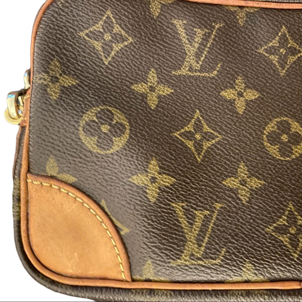 **SOLD**Auth Louis Vuitton Monogram Marly Dragonne PM Clutch/converted Crossbody - Picture 7 of 14
